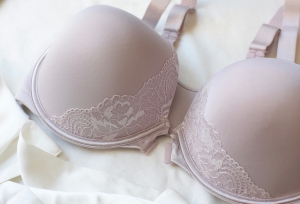 Tanesha Awasthi, also known as Girl With Curves, shares the history of the bra and a giveaway with Vanity Fair.