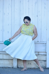 How to Find Your Perfect Shade of Yellow via @GirlWithCurves