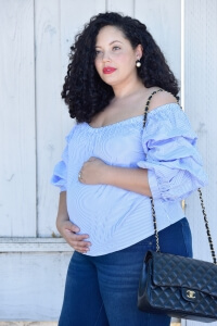 Bump Style, Baby Bump, Dressing the bump, pregnancy style, maternity fashion via @GirlWithCurves, Chanel Maxi Classic Flap