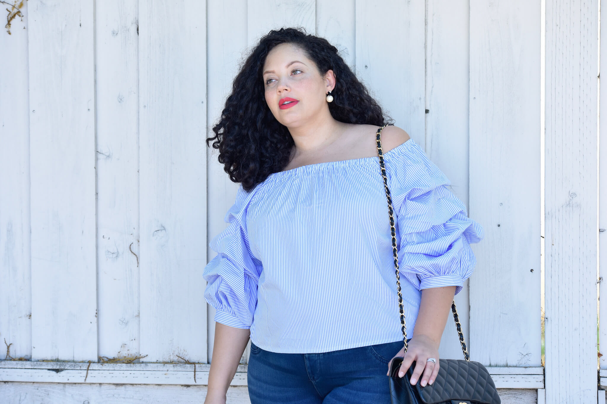 A Casual Outfit Idea That isn't Boring via @GirlWithCurves