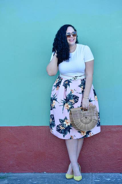 Team GWC Tanesha Wearing Floral Skirt And White Top via @GirlWithCurves