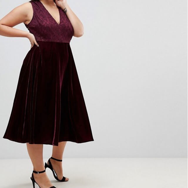 20 Amazing Party Dresses For All Sizes via @GirlWithCureves #partydress #holiday