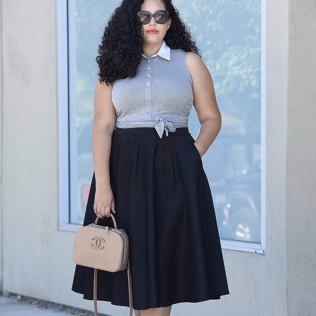 How to Dress Modestly and Stylish via @GirlWithCurves #style #tips #fashion