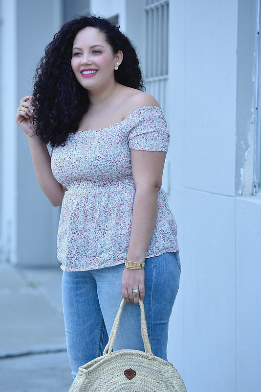 How I'm Wearing Summer's Hottest Denim Trend via @GirlWithCurves #style #fashion #denim #outfits