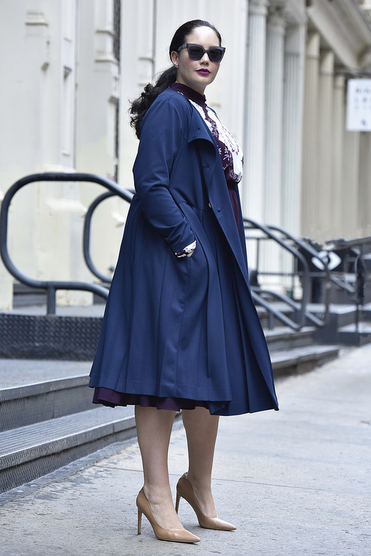 Girl With Curves X Lane Bryant Collection Medallion Print Dress And Pleated Trench Dress Via @GirlWithCurves #GWCxLB