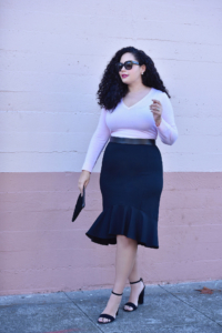 An Easy Date Night Look To Wear Now Via @GirlWithCurves #sexy #datenight #skirt