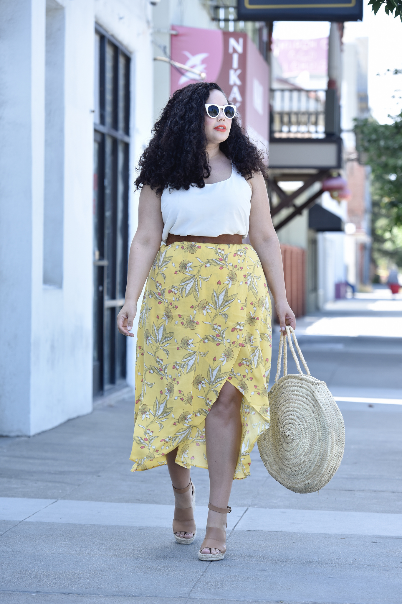 Top 10 Looks Of 2018 Via @GirlWithCurves #stylish #bloger #plussize #beauty #chic #summer #spring #fall #winter #skinnyjeans