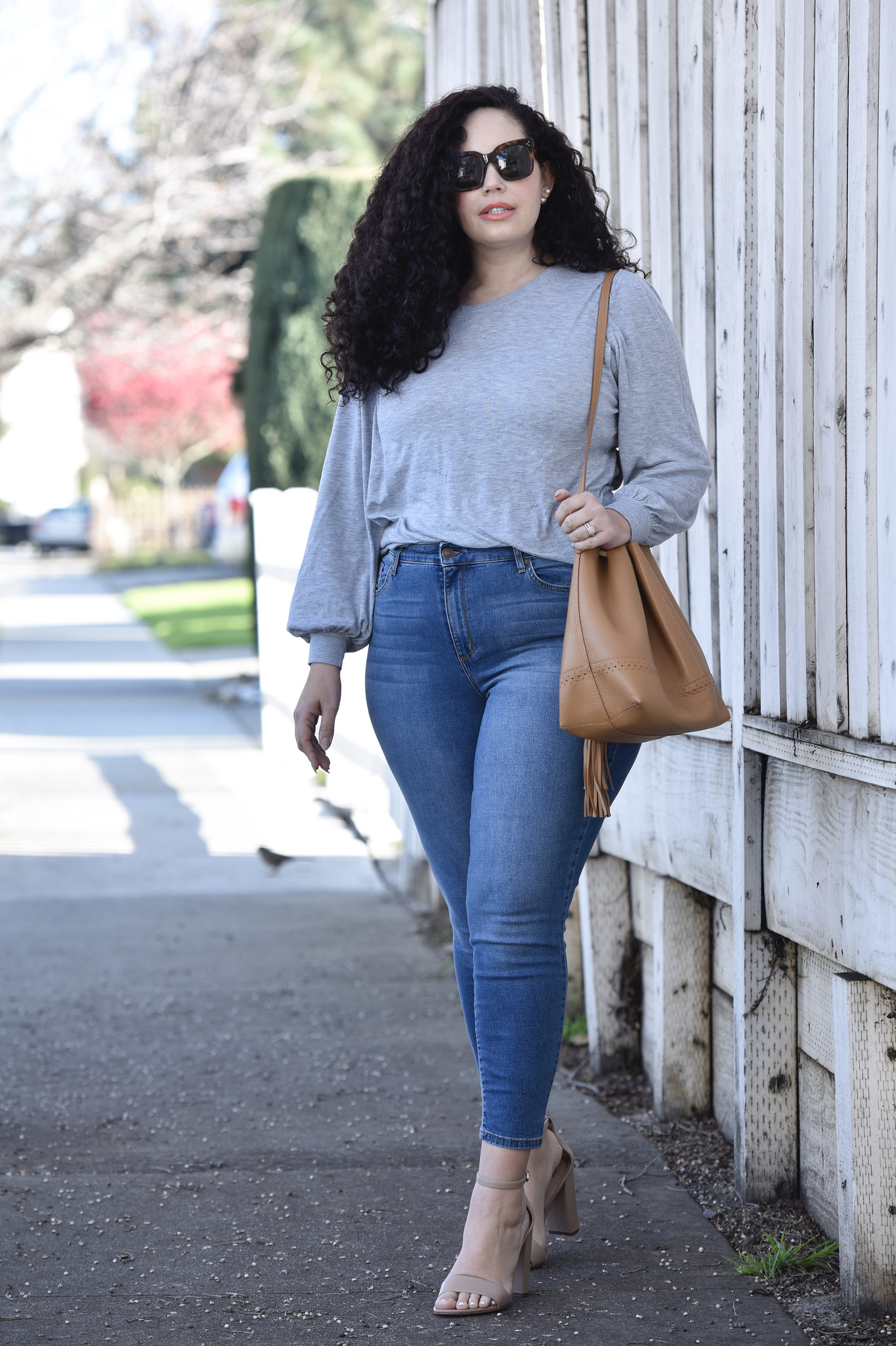 These Are The Best Jeans Under $25 via @GirlWithCurves #outfits #blogger #fashion #style #curvy #jeans