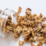 4 Reasons Why Granola Should Always Be In Your Cabinet Via @GirlWithCurves #wellness #food