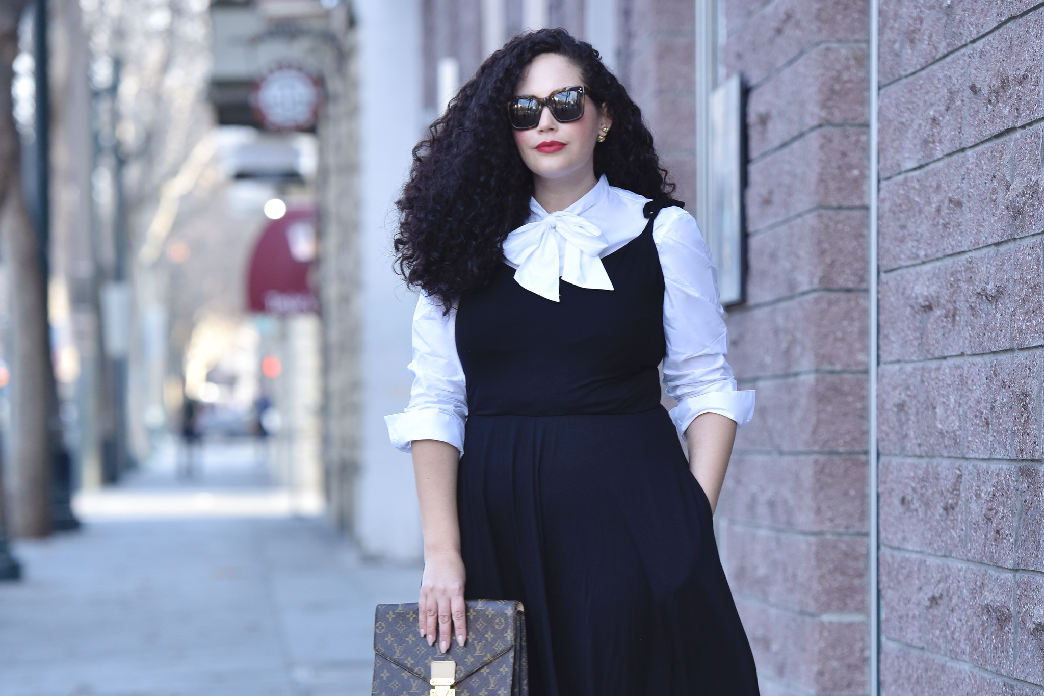 The Modest Fashion Hack I’m Loving Right Now Via @GirlWithCurves #dress #black #spring #white #shirt.