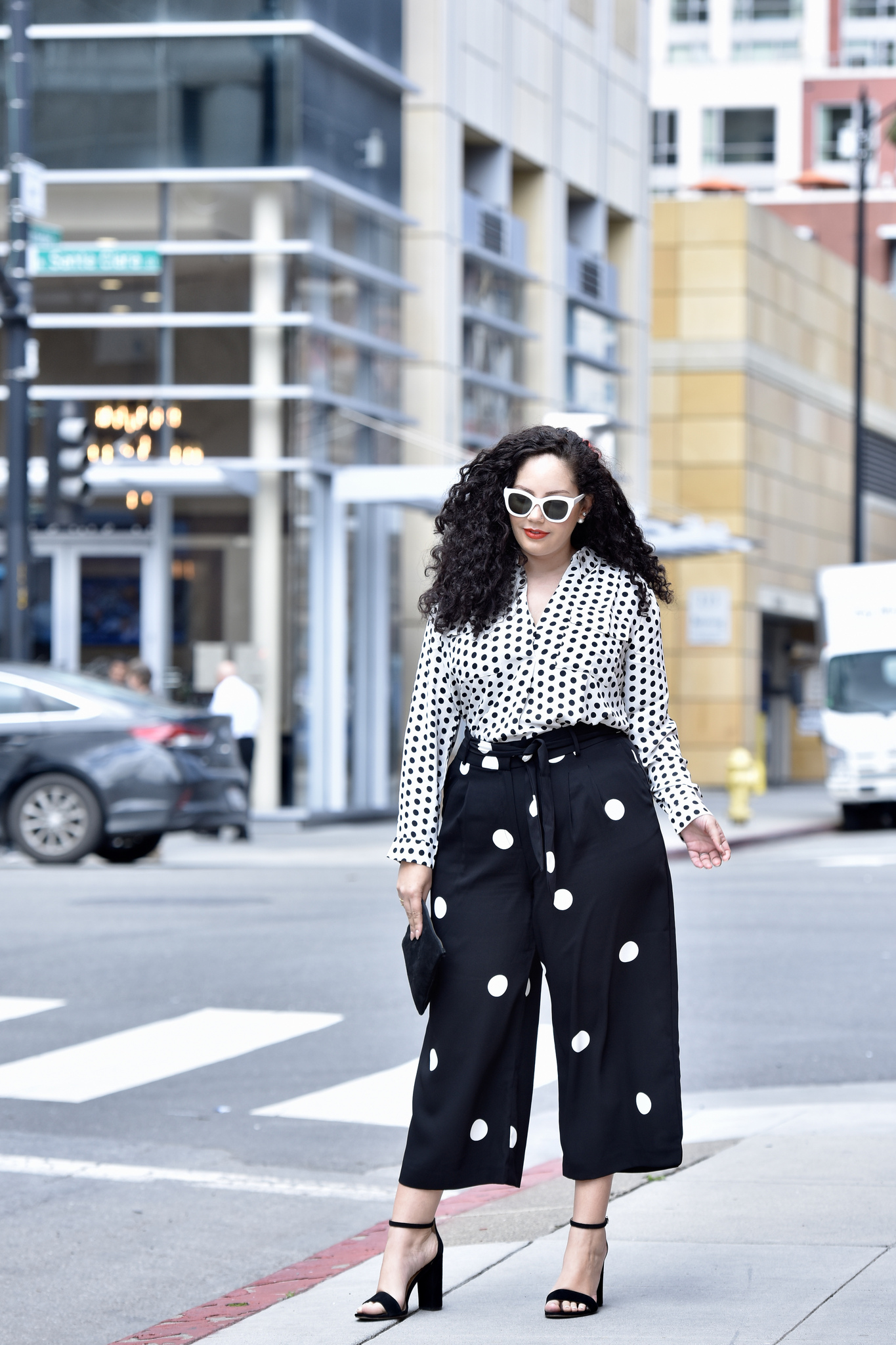 The Polkadot Pieces I'm Loving Right Now Via @GirlWithCurves #outfits #style #fashion #plussize #anntaylor