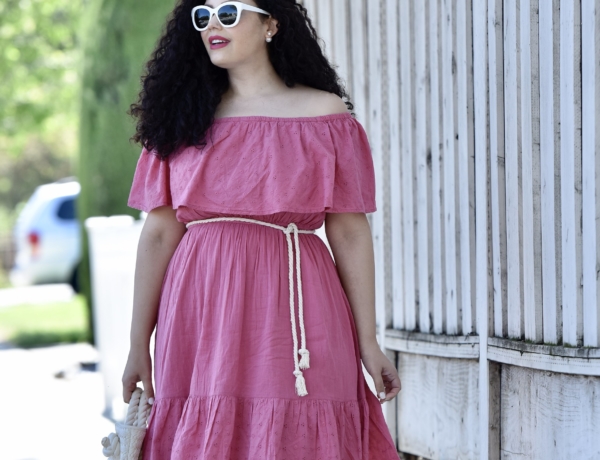 This Budget Friendly Dress Looks Amazing On Everyone Via @GirlWithCurves #curvy #budget #style #outfits #fashion