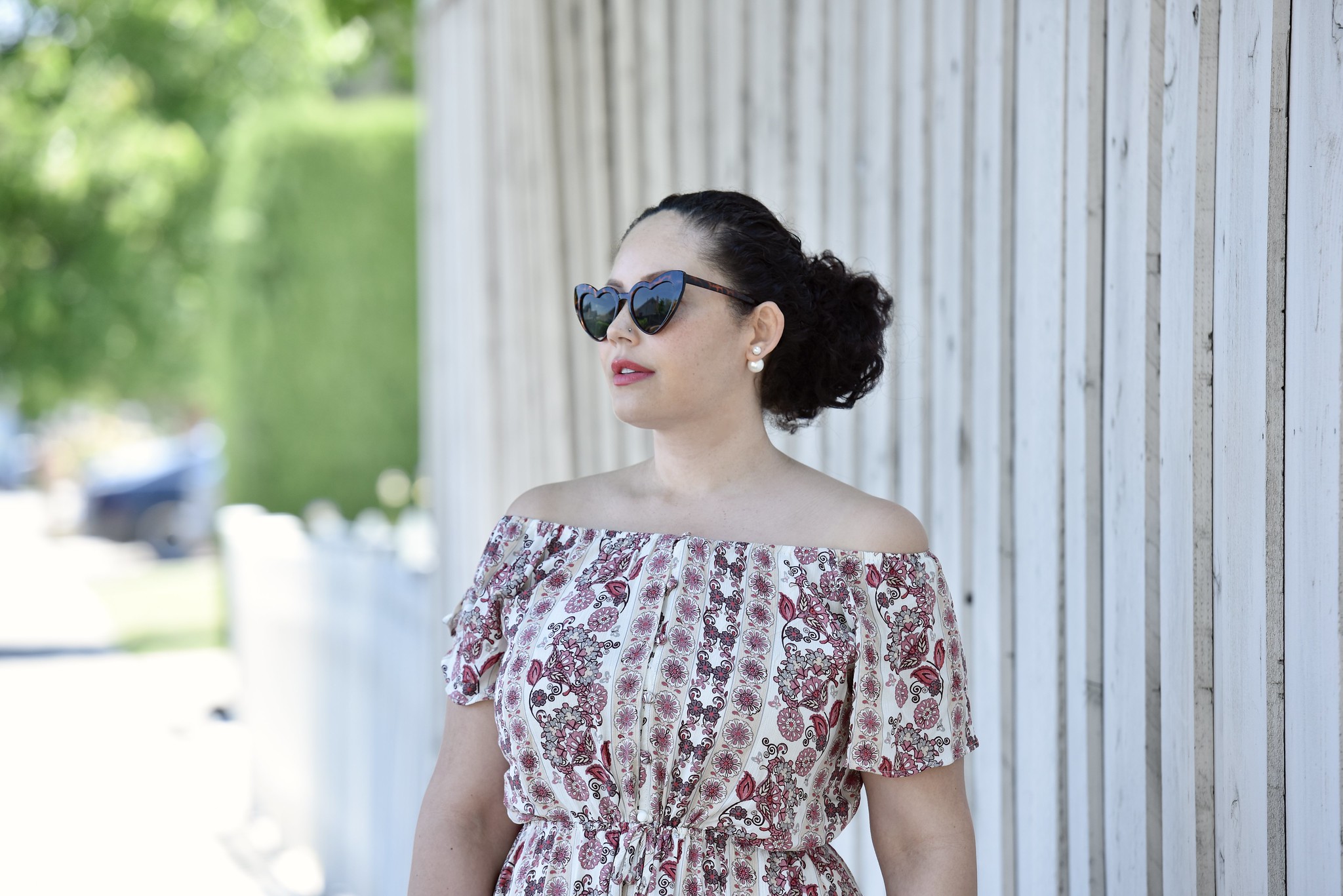 This $22 Dress Is A Must Have Via @GirlWithCurves #dress #budget #walmart #plussize #style #fashion #floral