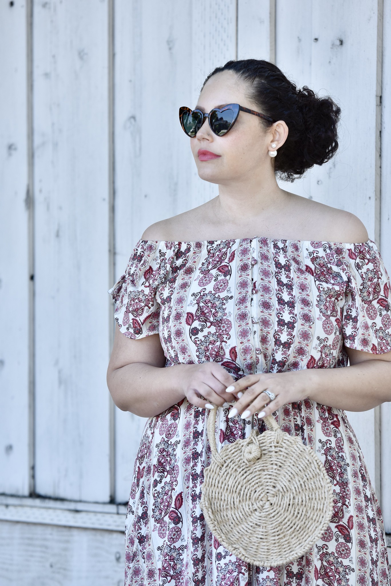 This $22 Dress is a Must-Have via @GirlWithCurves #dress #budget #walmart #plussize #style #fashion #floral