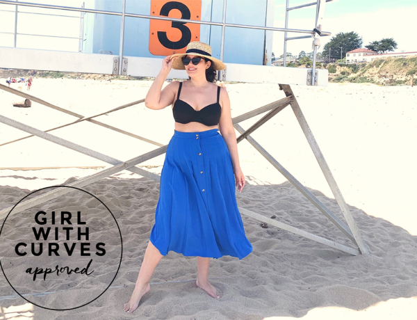 Gil With Curves Approved Plus Size Swimwear 2019 via @GirlWithCurves #coverup #bikini #onepiece #swim #bathing #suits