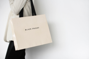Black Friday Sales via Girl With Curves #girlwithcurves #shopping