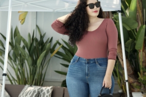 These are the Best Curvy Fit Jeans under $25 | Girl With Curves