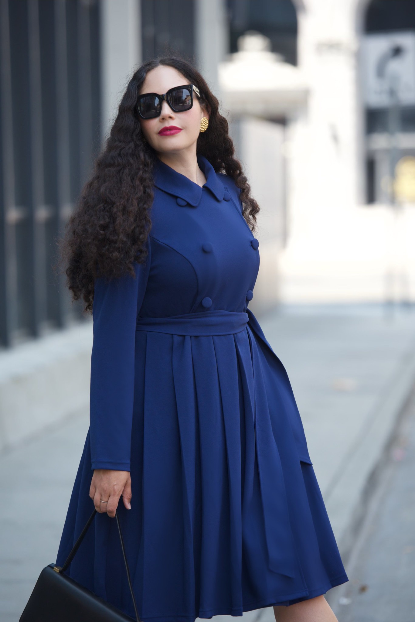 My All-Time Favorite Trench | Girl With Curves